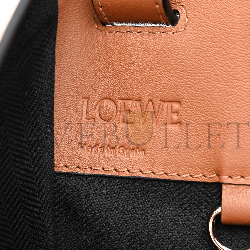 LOEWE CALFSKIN SMALL HAMMOCK SHOULDER BAG TAN (30*25*13.5cm)